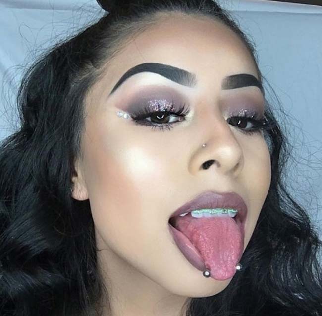 8 idées de piercing de la langue Teotop